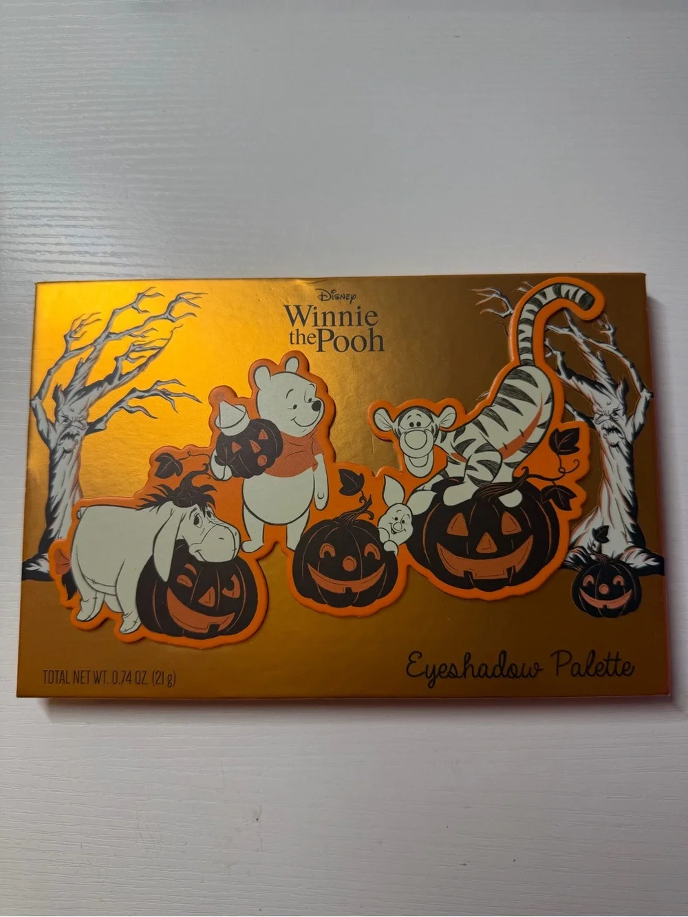 Disney Winnie the Pooh Halloween Eyeshadow Palette - Orange & Black